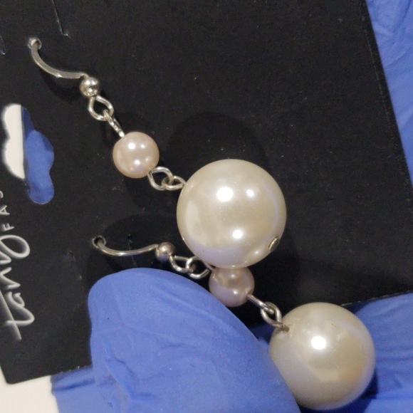 Elegant Silver tone Beaded Drop Dangle Earrings - Women's Fashion Jewelry - Picture 8 of 9